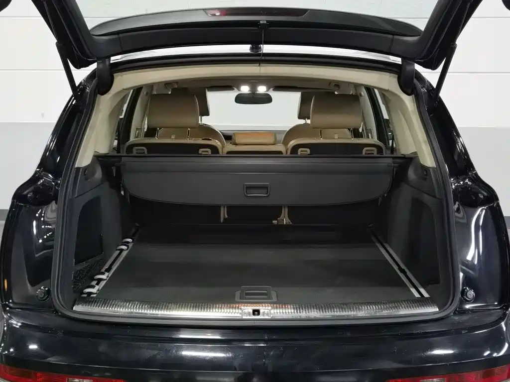 Audi Q7 2012 2012 3.0 TFSI Progressive (200kW)
