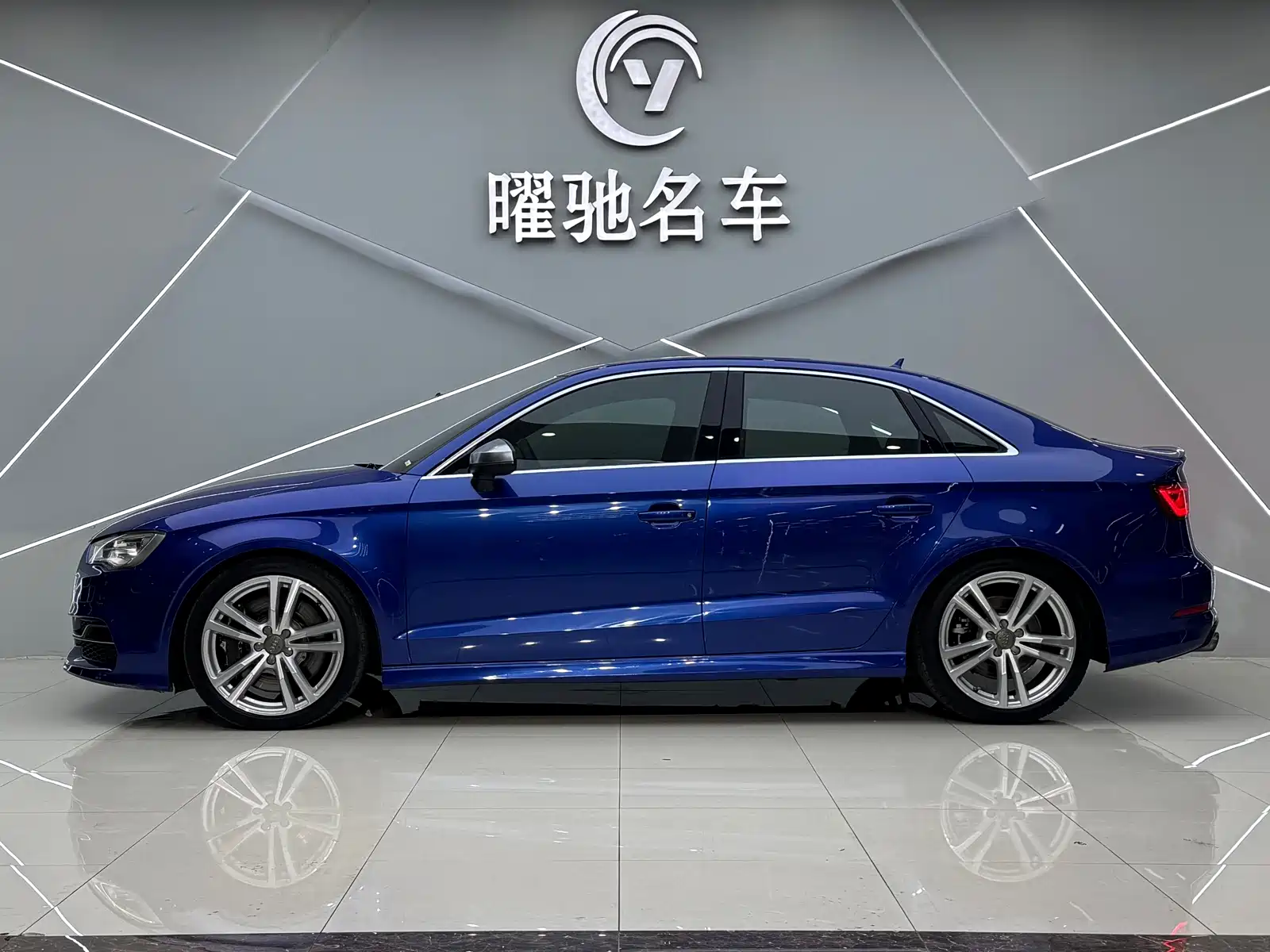 صورة 3 - Audi S3