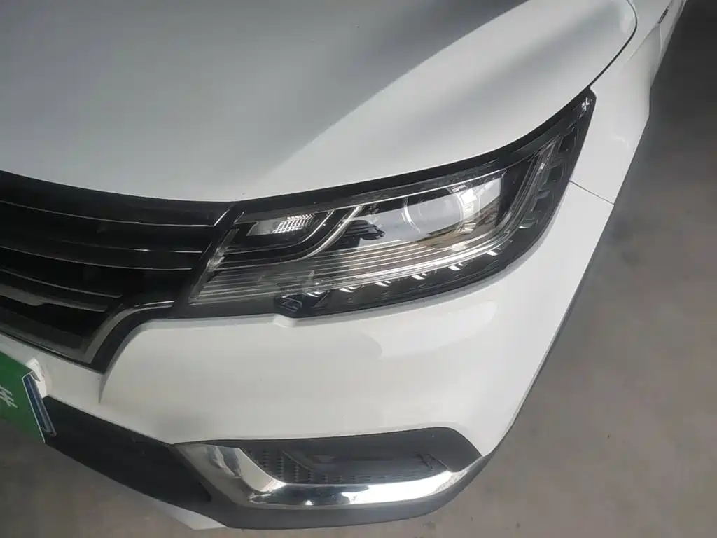 Фото 24 - Roewe RX3