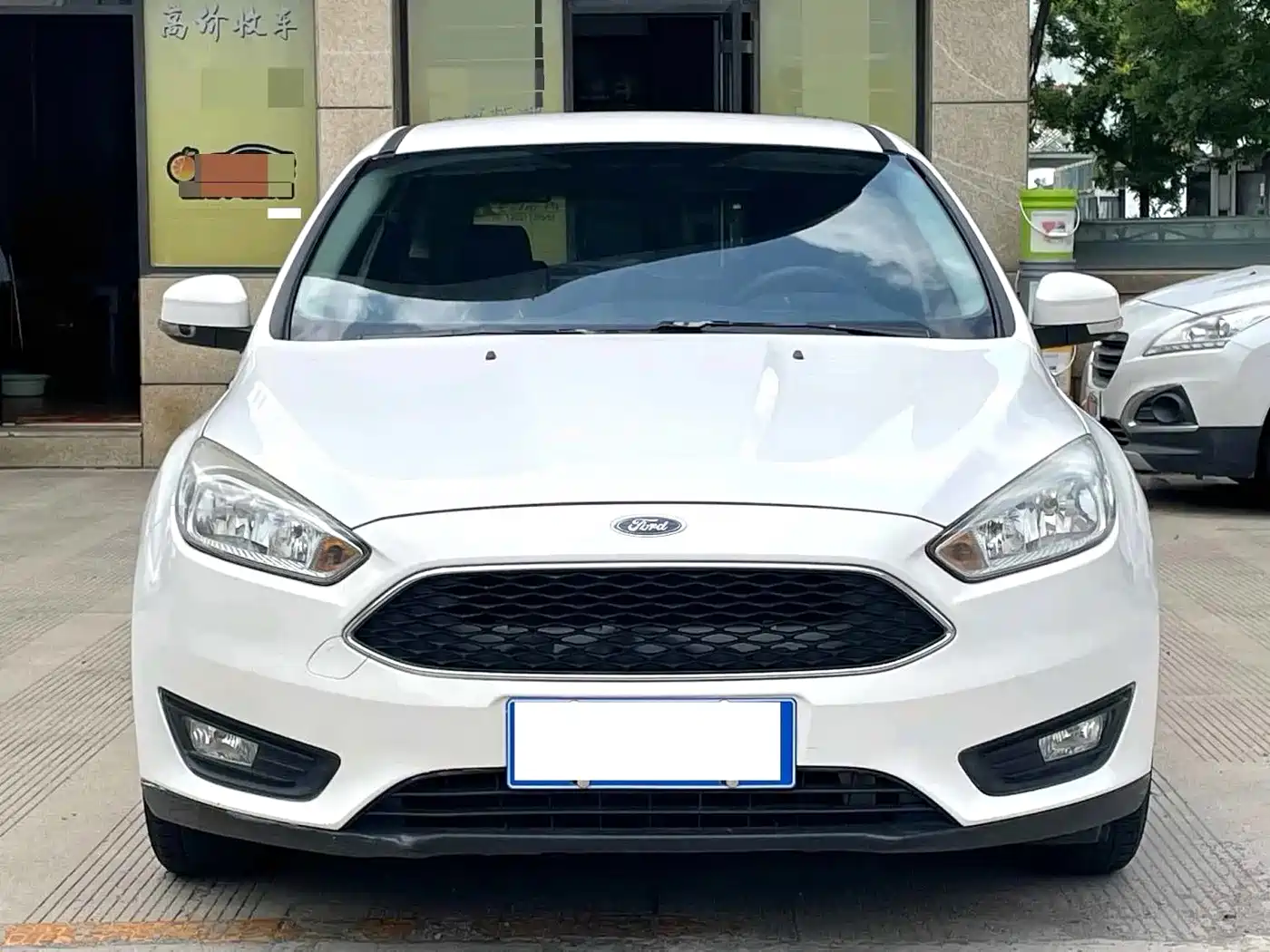 Photo 2 - Ford Focus