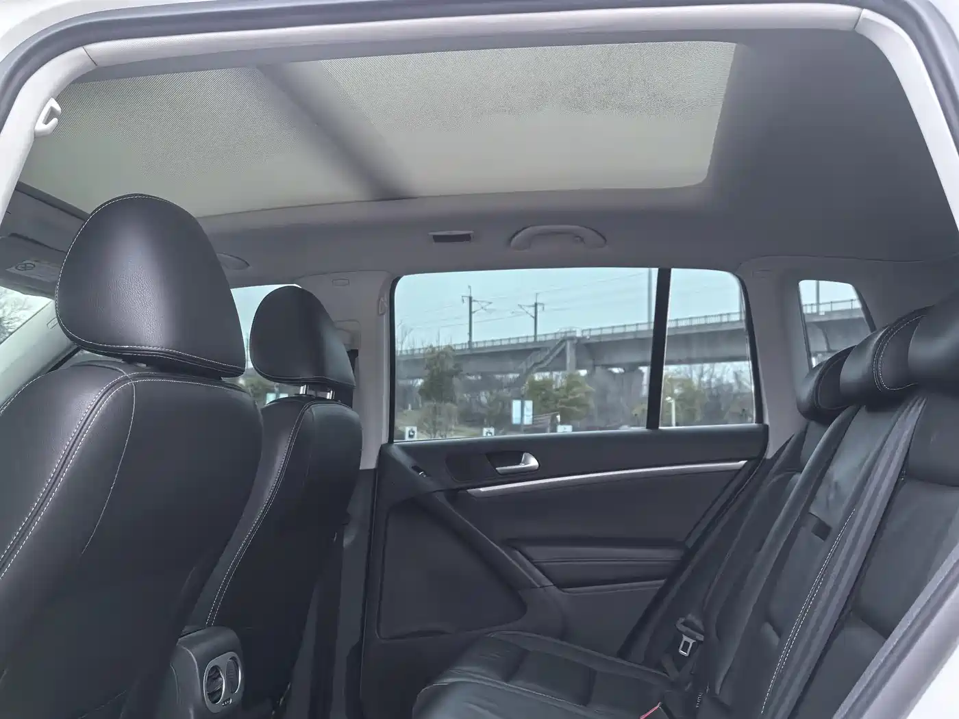 Volkswagen Tiguan 2016 Model 300TSI Automatic 4WD Luxury Edition фото 10
