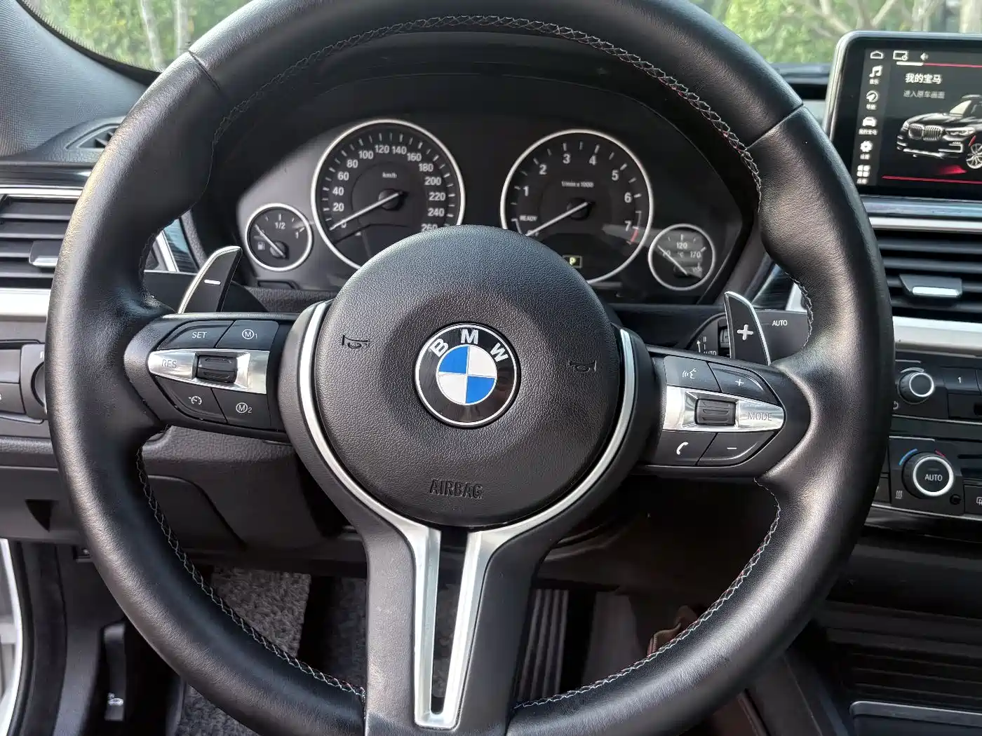 BMW 3 Series GT 2017 320i Fashion фото 18