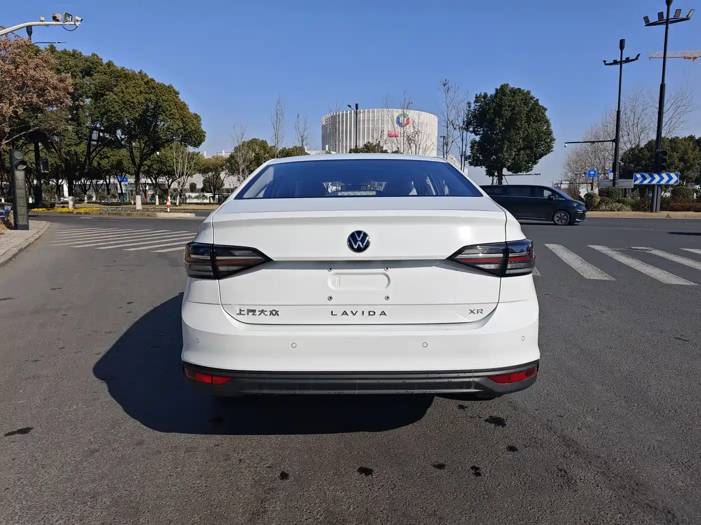 Volkswagen Lavida 2025 New Edge 1.5L Outstanding New Ease фото 8