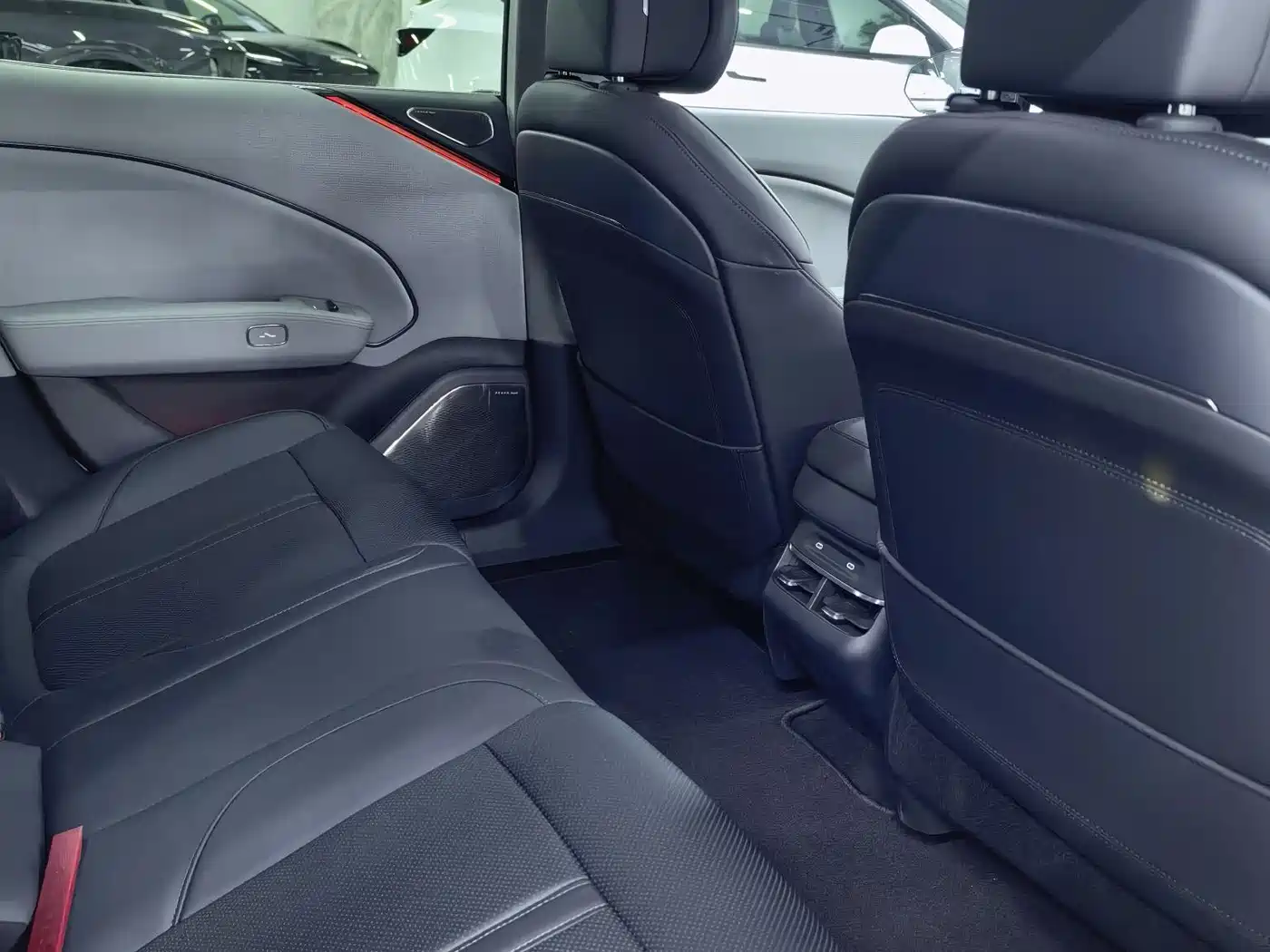 ZEEKR EXTREME KRYPTON 007