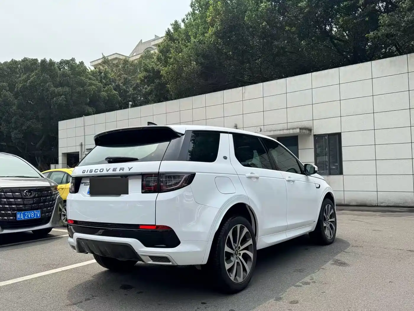 Land Rover Discovery Sport 2020 249PS R-Dynamic Performance фото 8