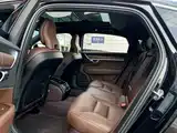 Photo 15 - Volvo S90