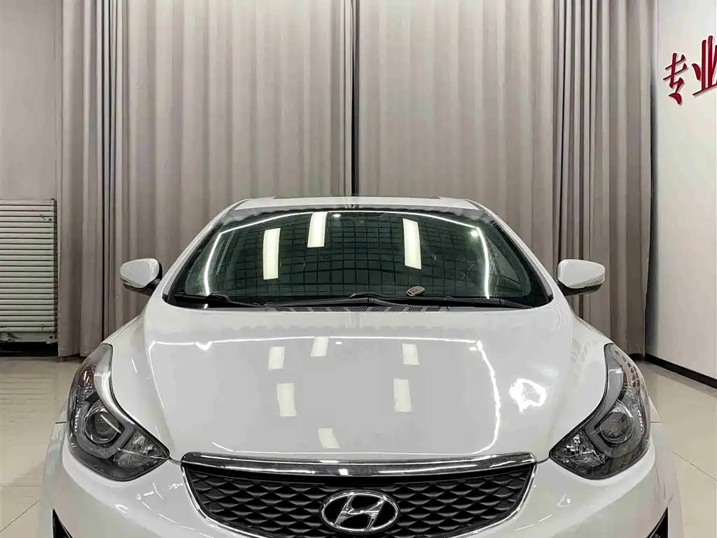 Hyundai Langdong 2016 1.6L Automatic Premium Edition фото 2