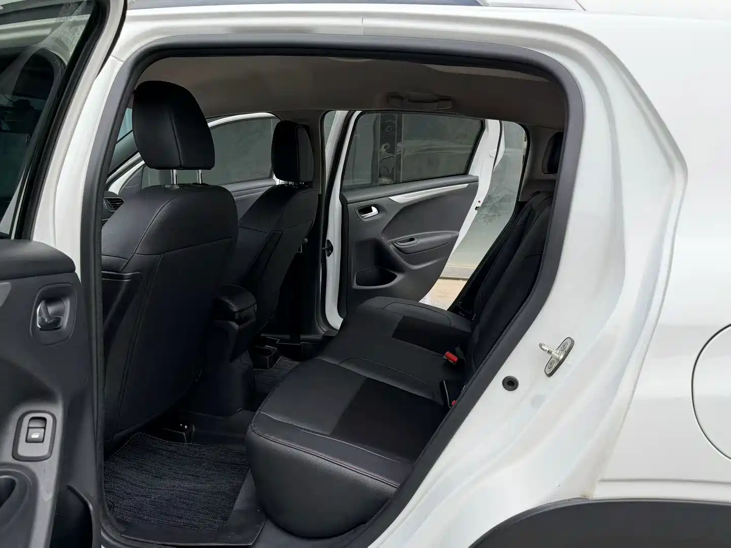 صورة 7 - Citroën C3-XR