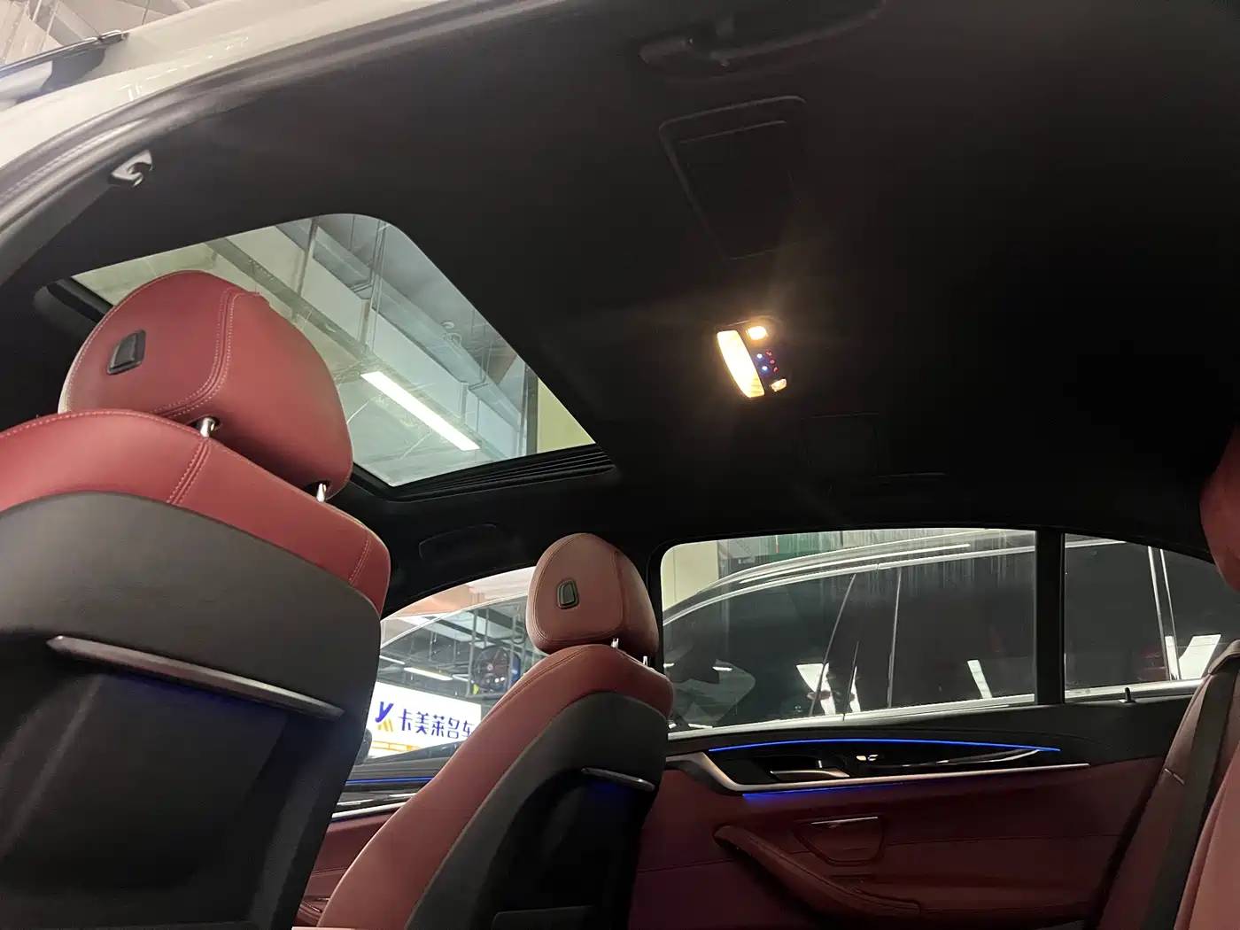 BMW 5 Series 2021 525Li M Sport Package фото 18