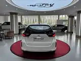 Photo 6 - Honda Fit