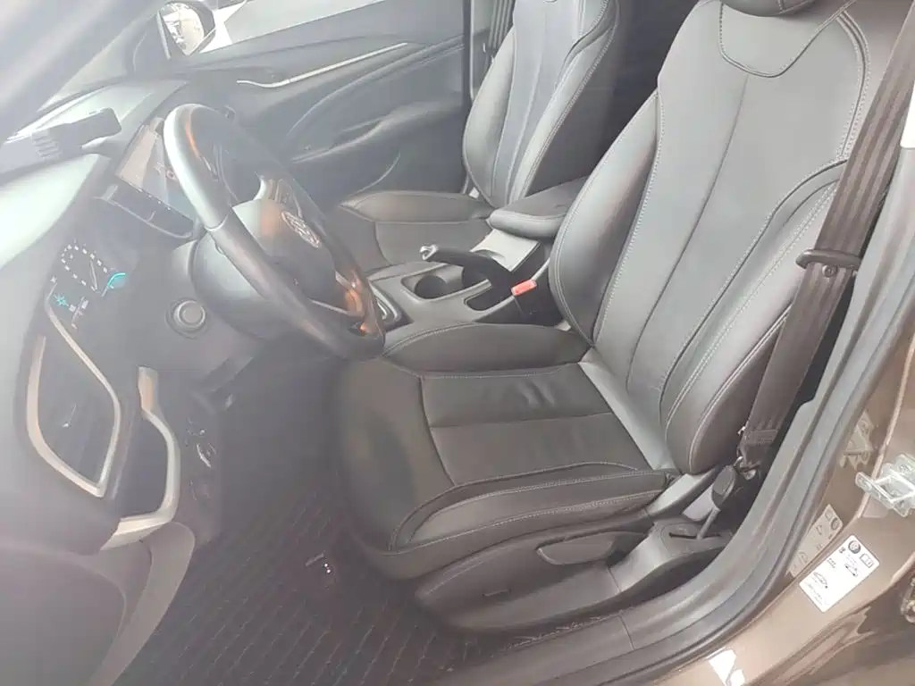 Фото 15 - Buick Excelle