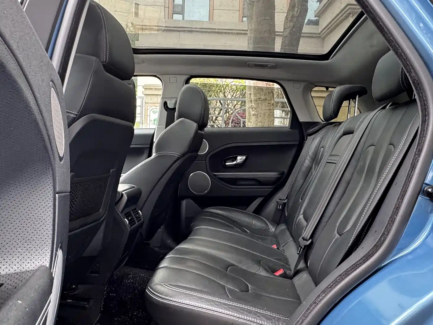 Land Rover Range Rover Evoque (Import) 2013 2.0T 5-door Dynamic Edition фото 7