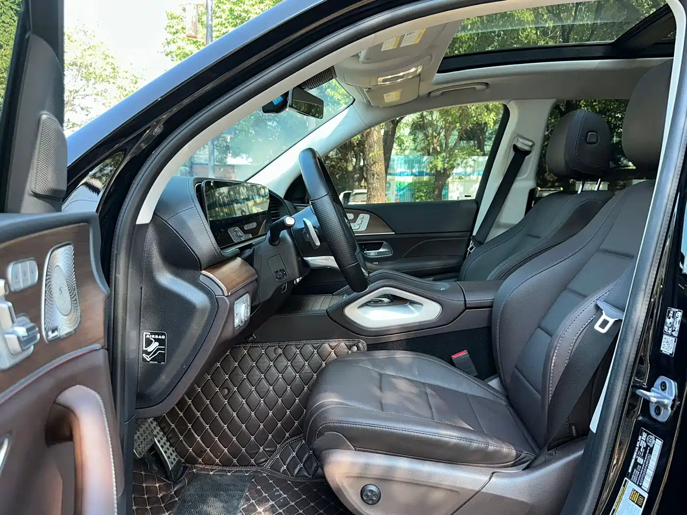 Mercedes-Benz GLS 2023 GLS 450 4MATIC Luxury Edition фото 9