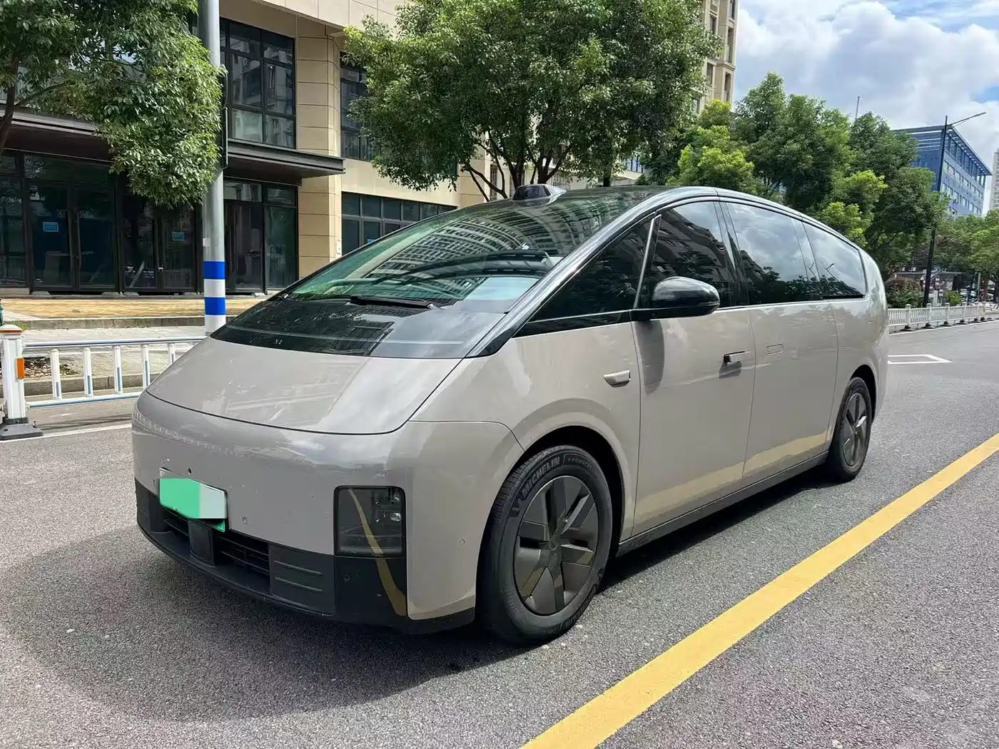 Li Auto MEGA 2025 2024 Ultra