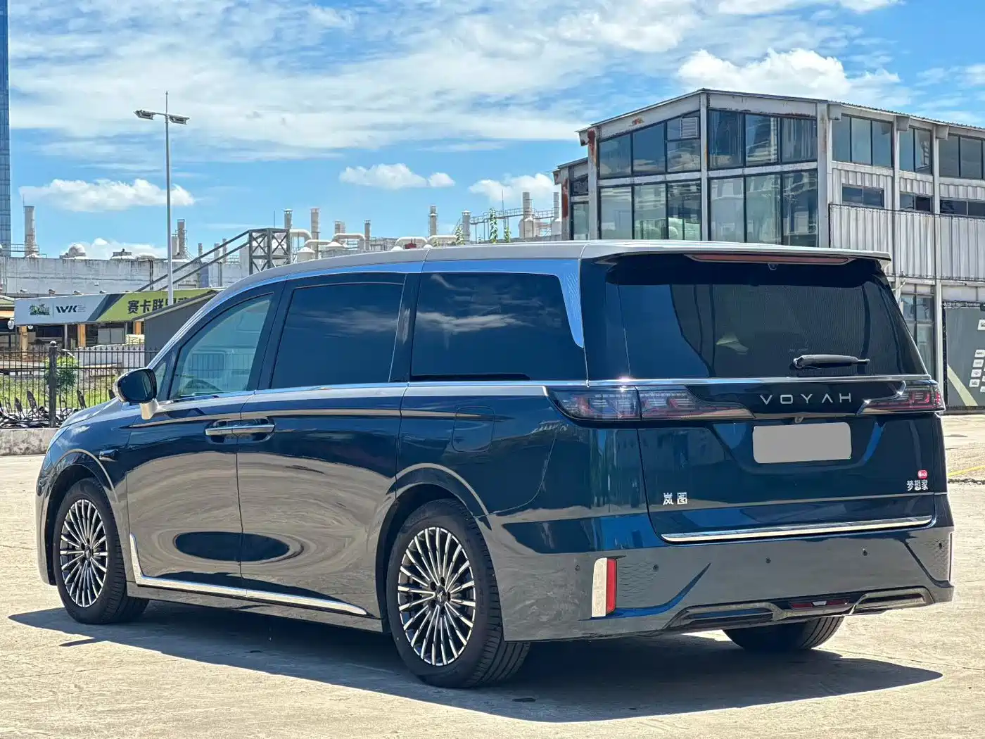 Voyah Auto Voyah Dreamer 2026 2025 Model PHEV Basic Version