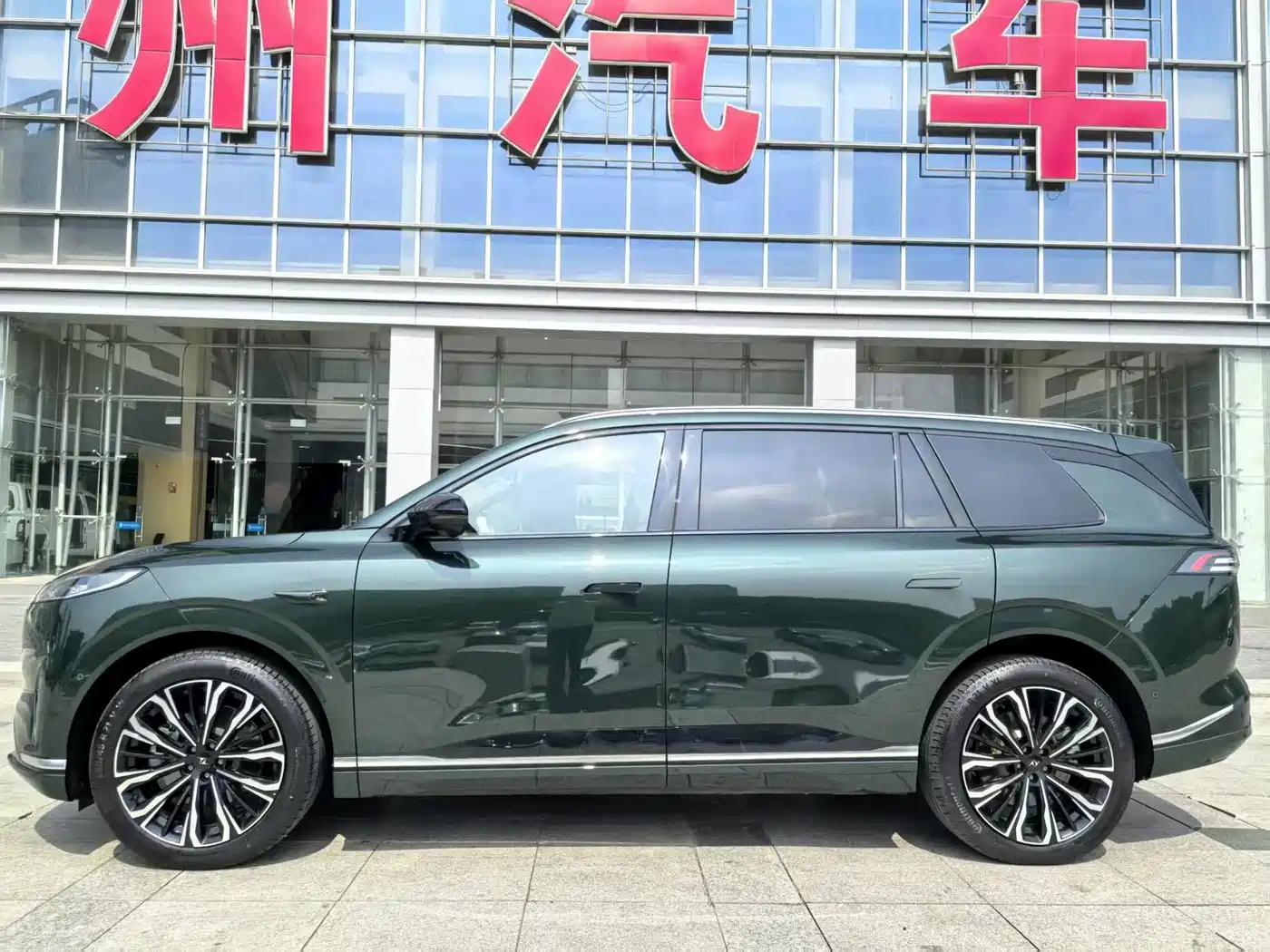 Dongfeng Yipai eπ008 2025 2026 6-seater Pure Electric Family Edition