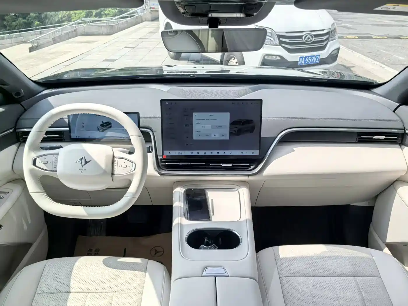 Dongfeng Yipai eπ008 2025 2026 6-seater Pure Electric Family Edition