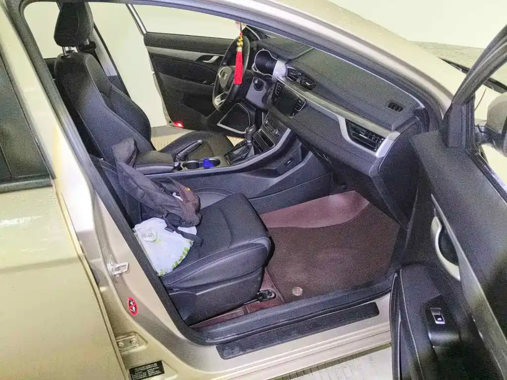 Photo 13 - Geely Emgrand