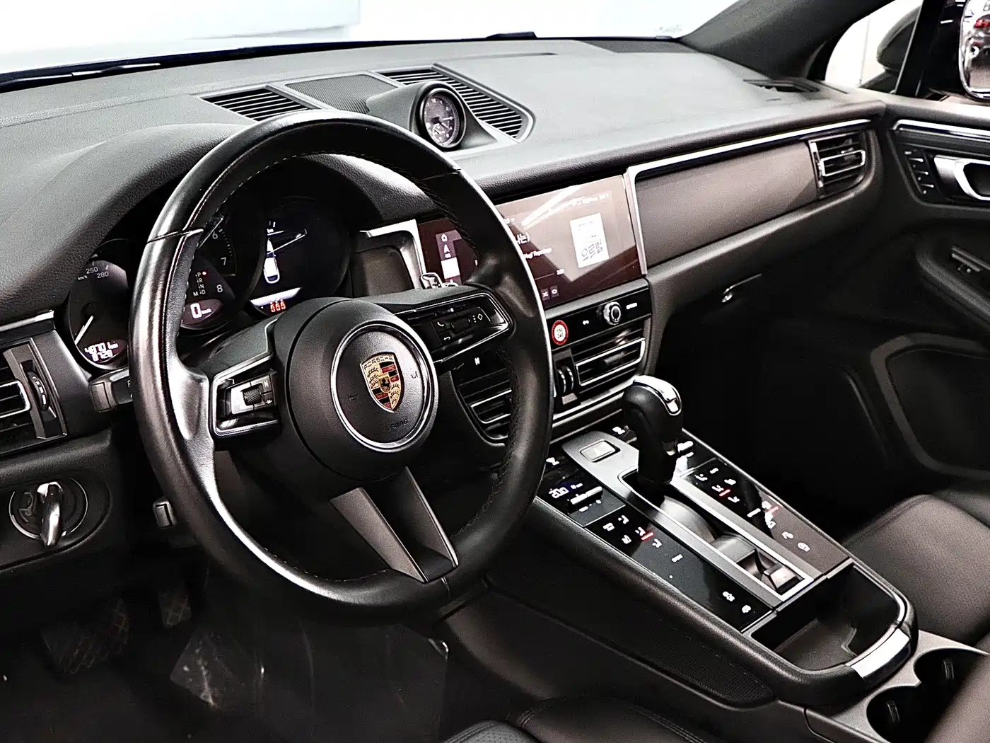 Porsche Macan 2022 Macan 2.0T фото 11