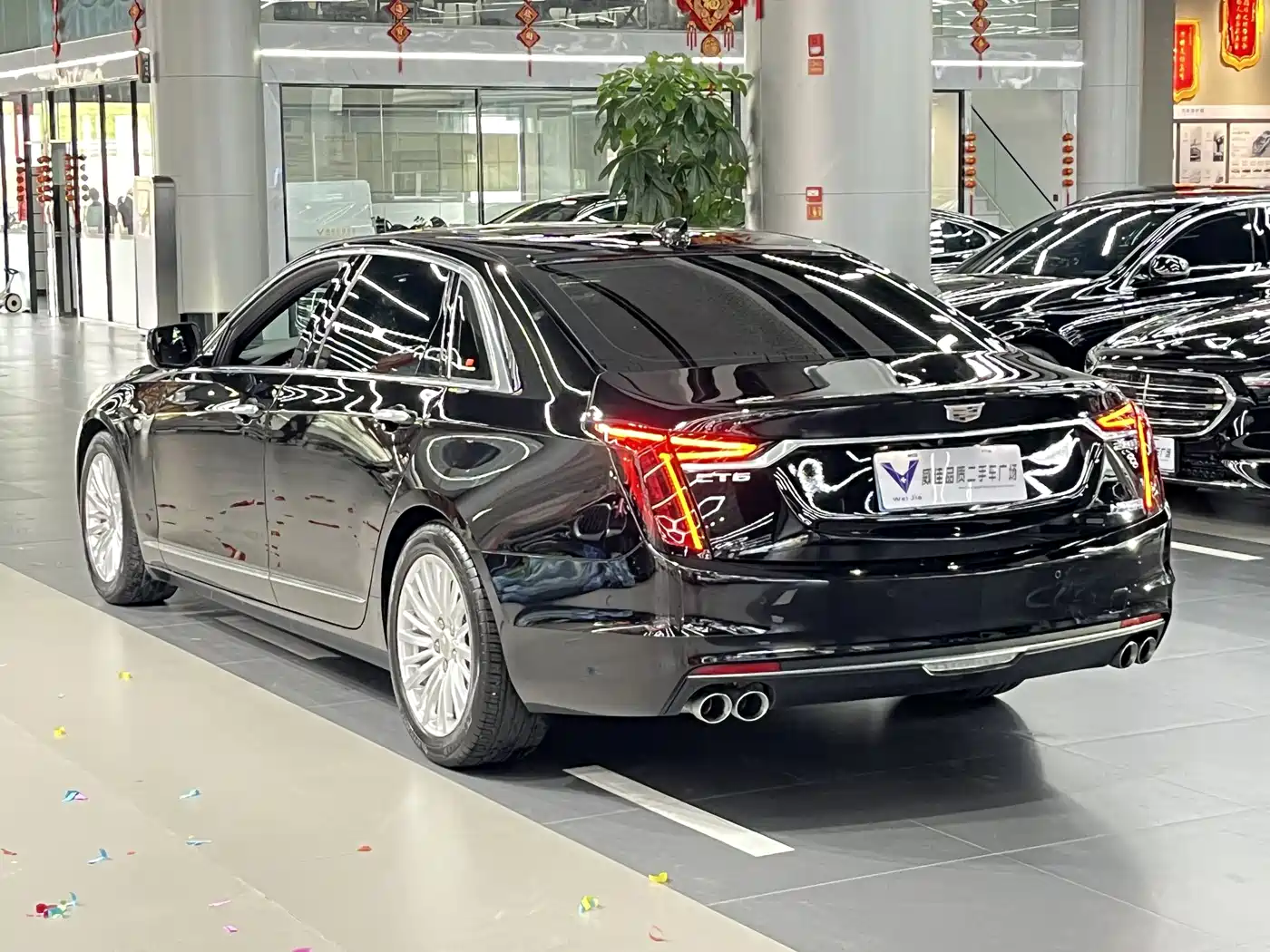 CADILLAC CT6