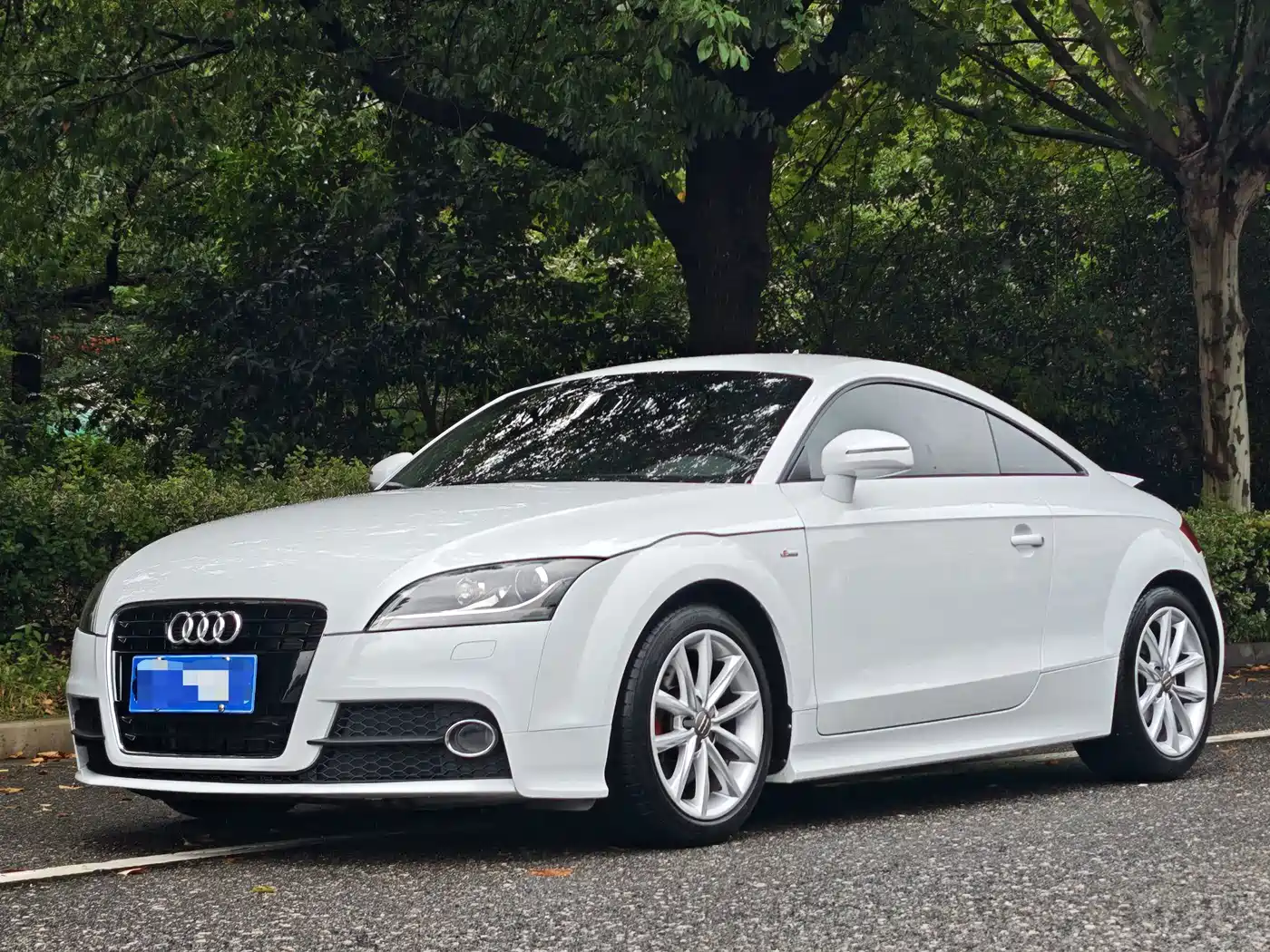 Фото 1 - Audi TT