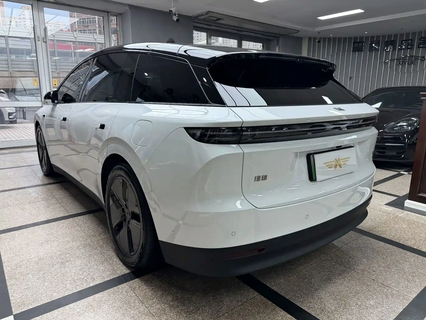 Li Auto i6 2026 2025 2WD Base Model
