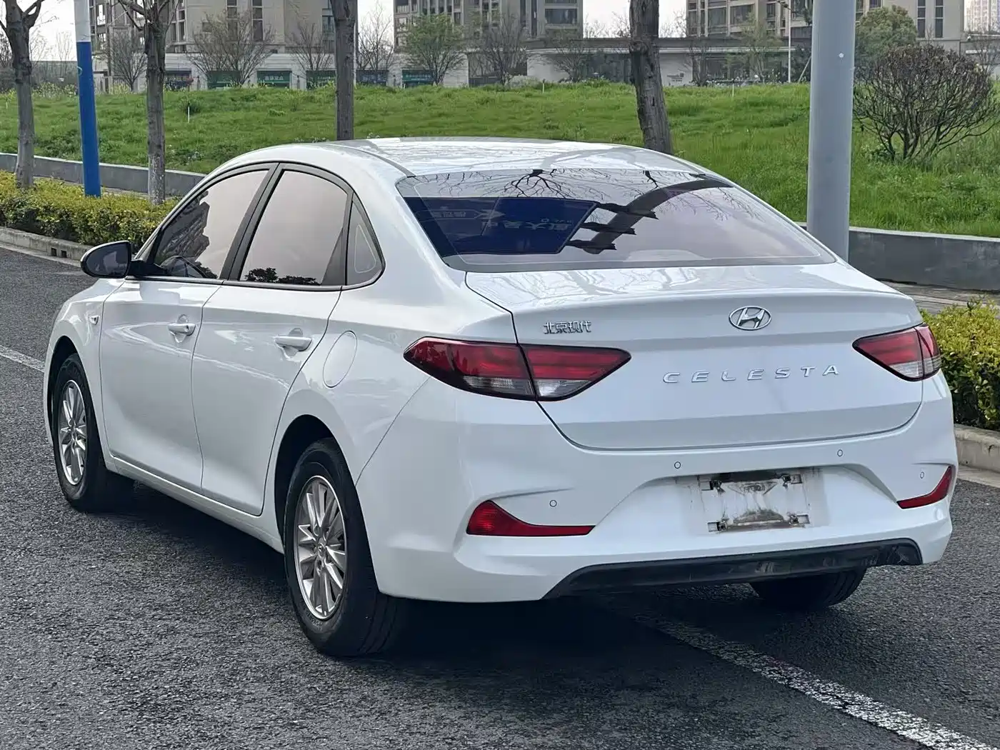 HYUNDAI YUEDONG