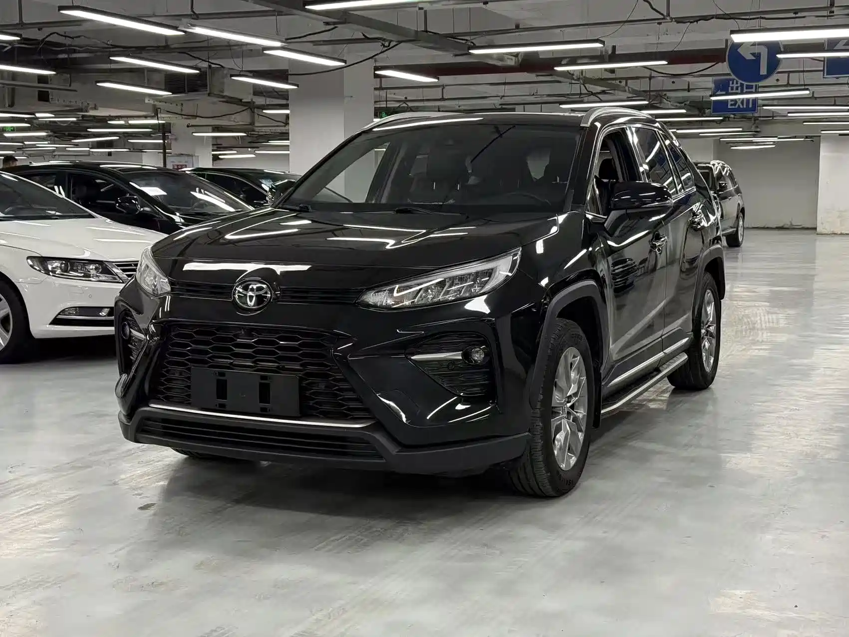 Фото 1 - Toyota Wildlander