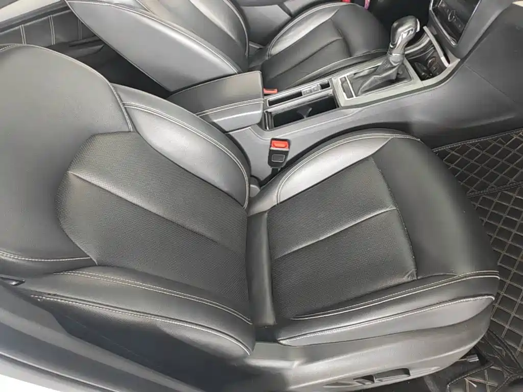 Roewe RX5 2016 2016 20T 2WD Automatic Internet Smart Edition