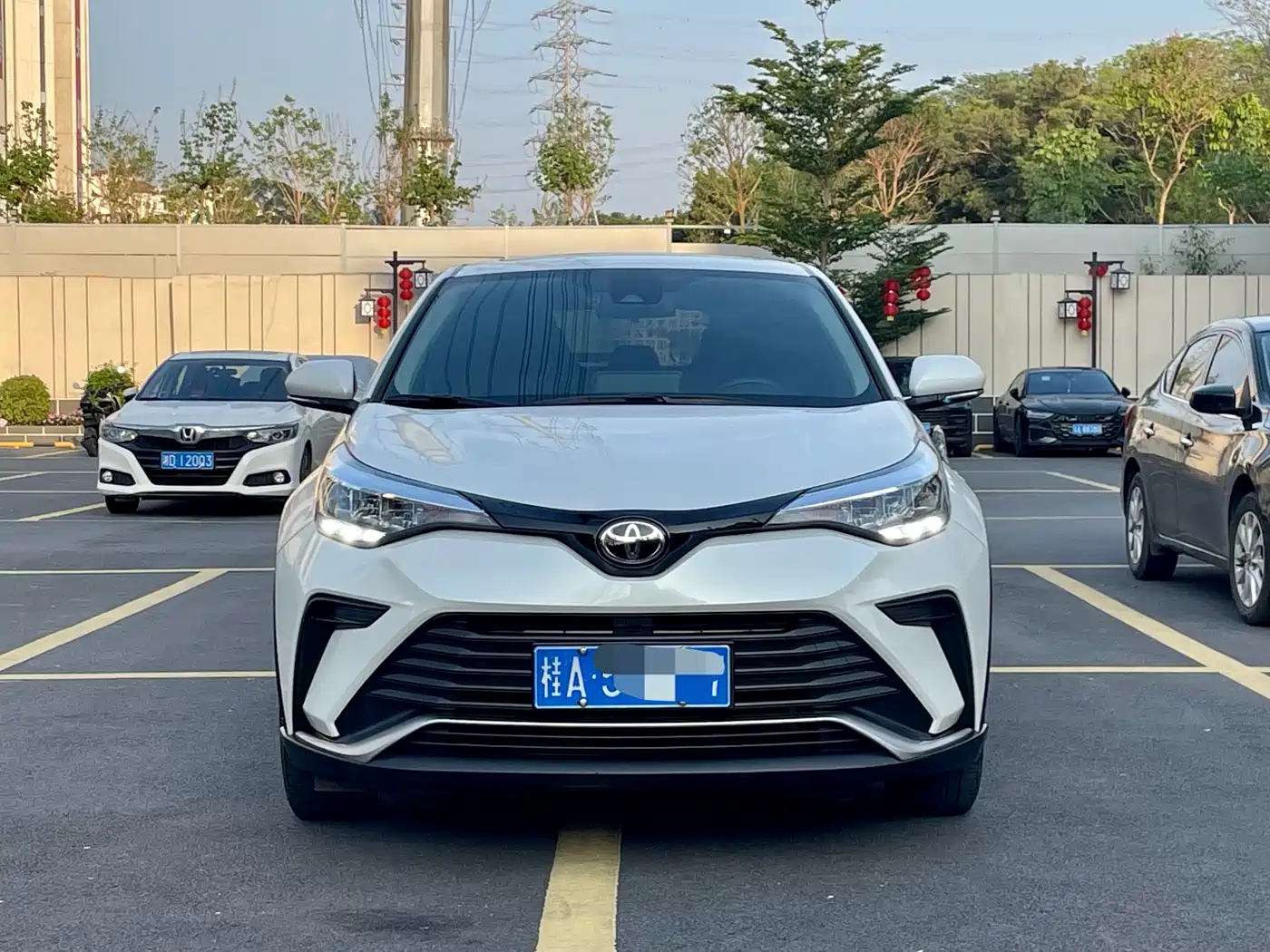 Toyota IZOA 2023 2.0L Yi-Xiang Edition фото 2