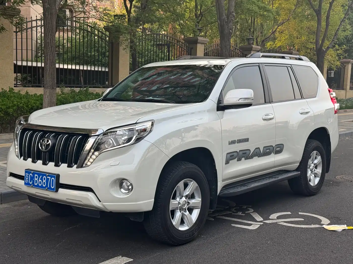 Toyota Prado 2016 2.7L Auto Luxury Edition фото 6