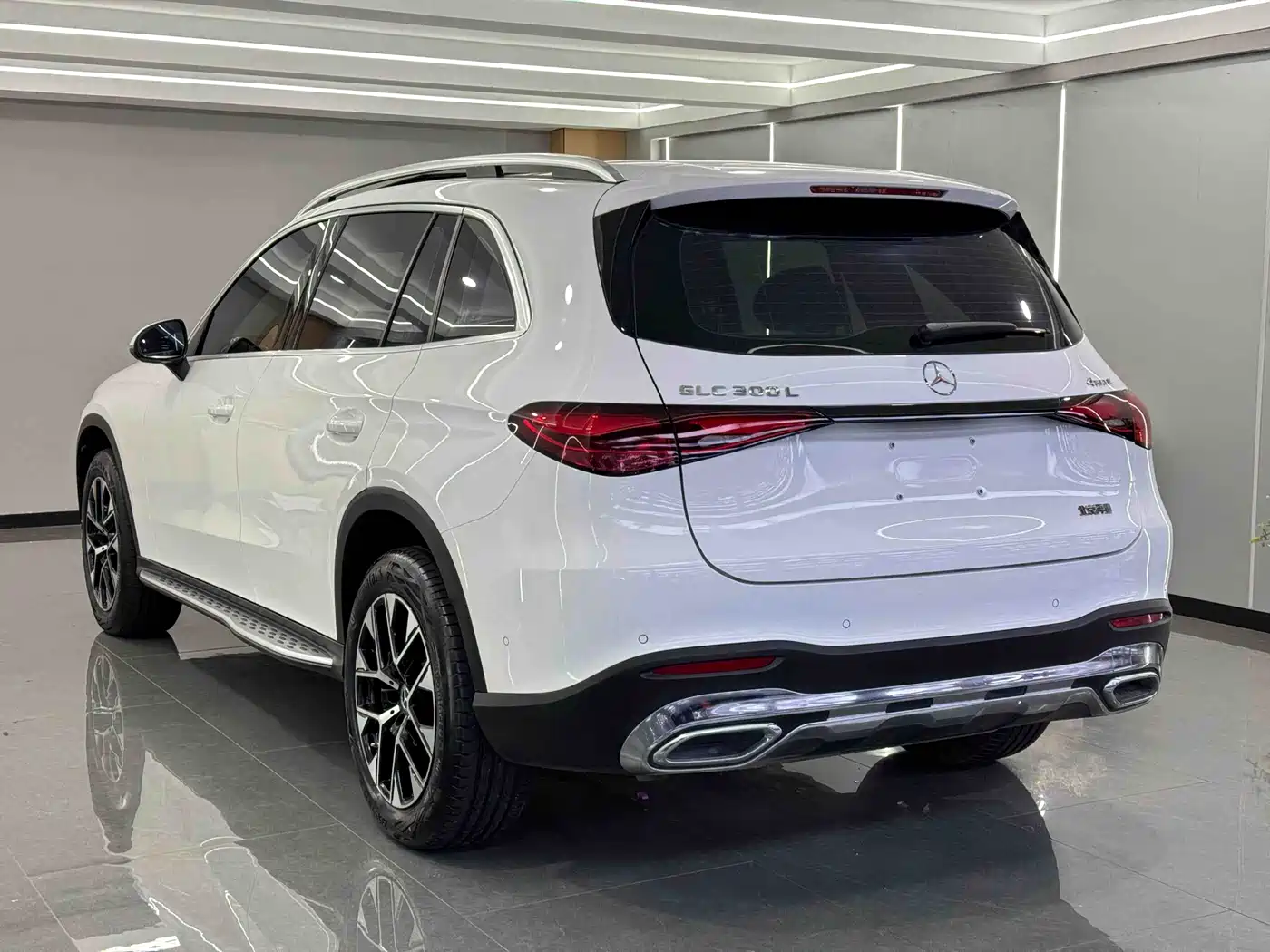 Mercedes-Benz GLC 2024 GLC 260 L 4MATIC Luxury 7-seater фото 9