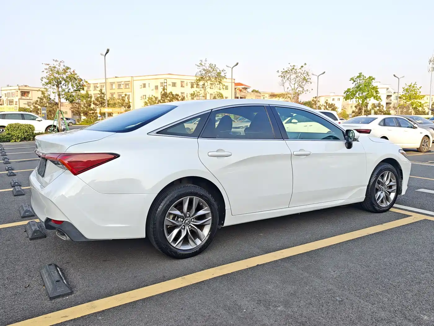 Toyota Avalon 2019 2.0L Progressive Edition (China VI) фото 25