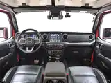 Photo 13 - Jeep Wrangler 4xe