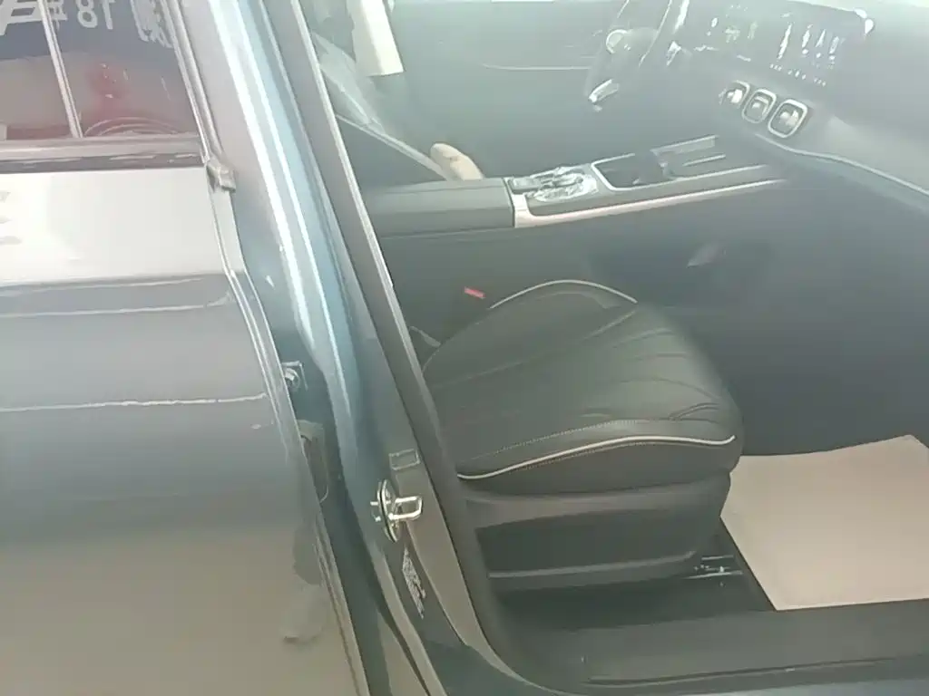 Chery Tiggo 9 2024 2023 2.0T DCT 2WD Luxury 5-Seater