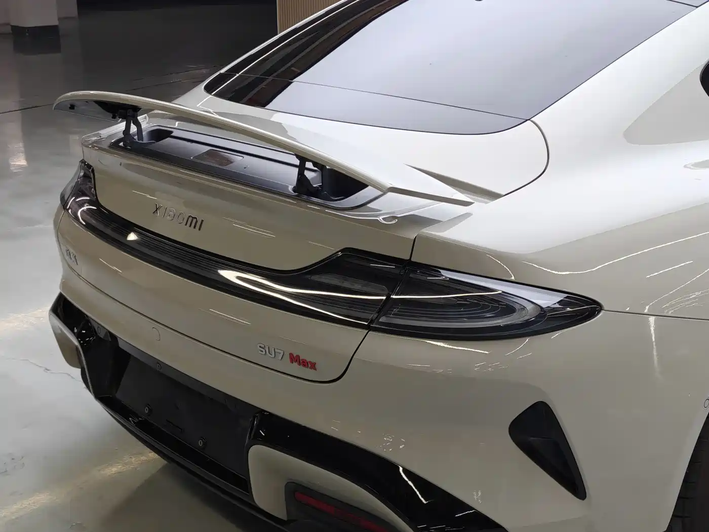 XIAOMI CAR XIAOMI SU7