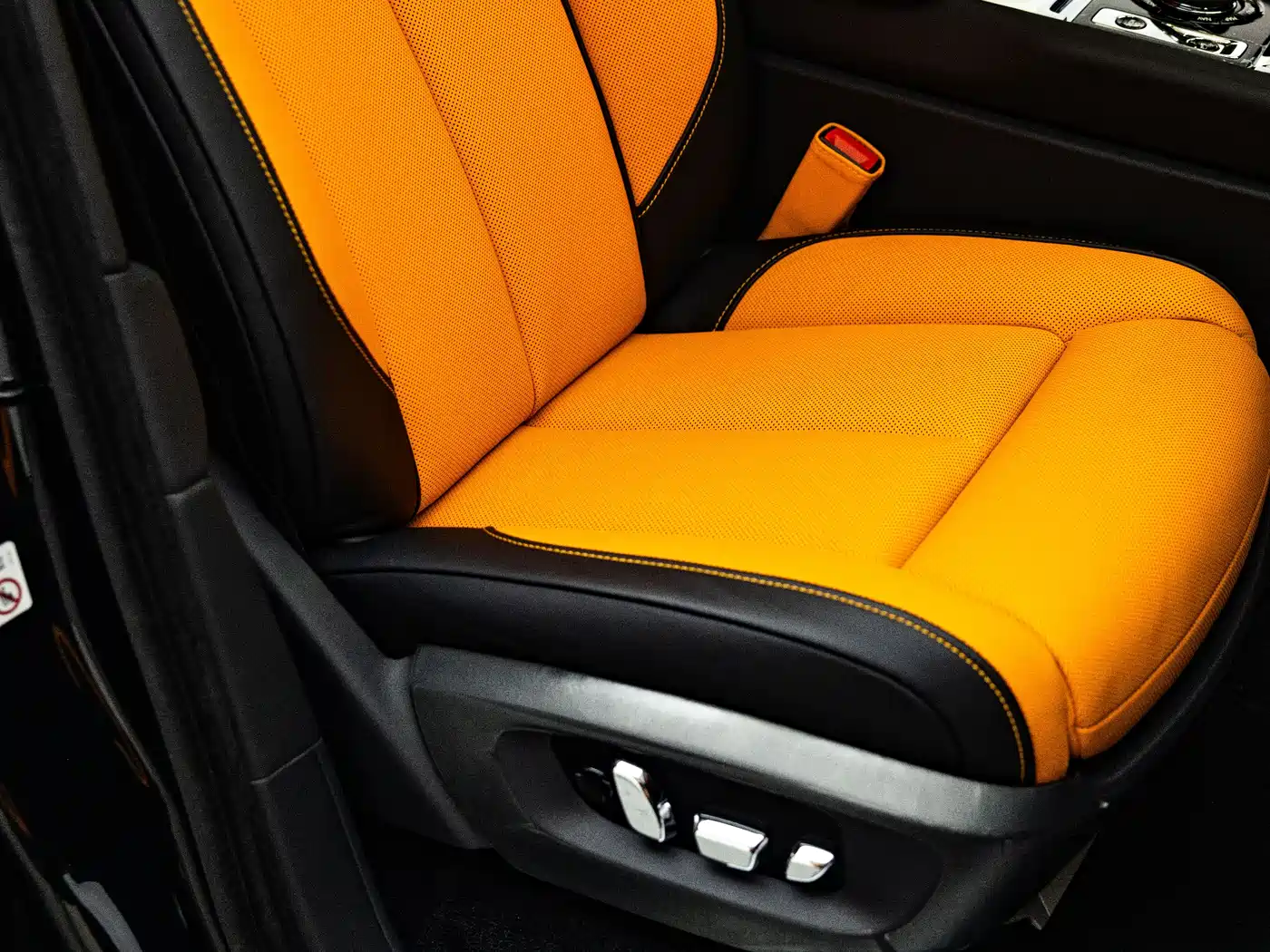 Rolls-Royce Cullinan 2026 2024 Black Badge