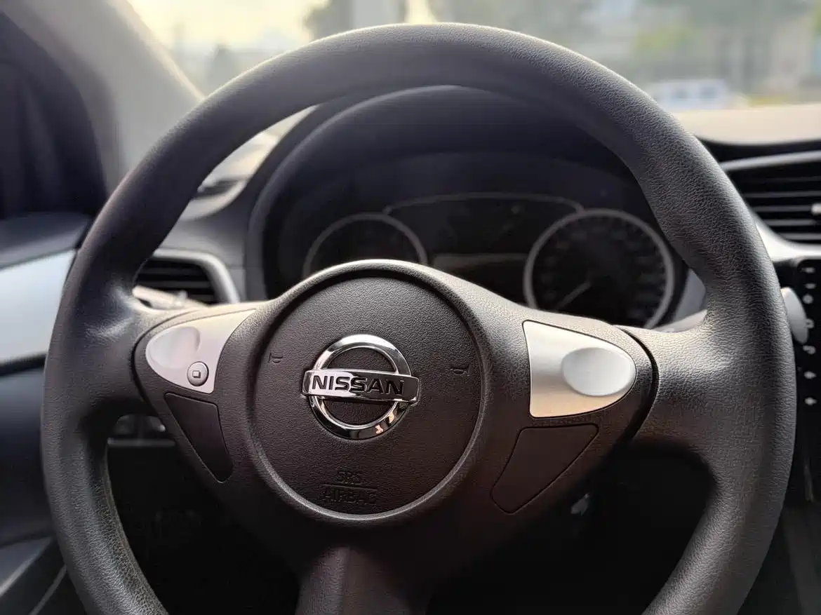Nissan SYLPHY, миниатюра 13