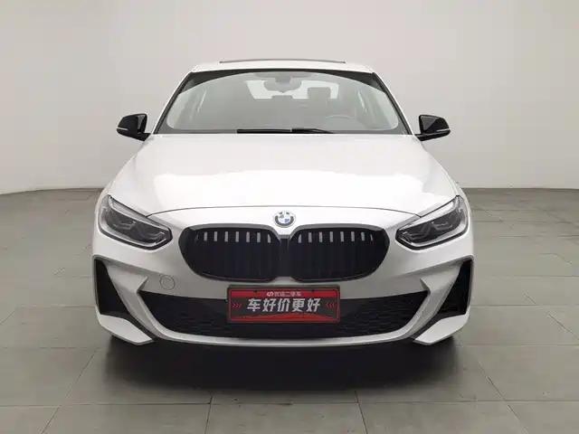 BMW 1 Series 2021 125i M Sport Black Night Edition — фото 3