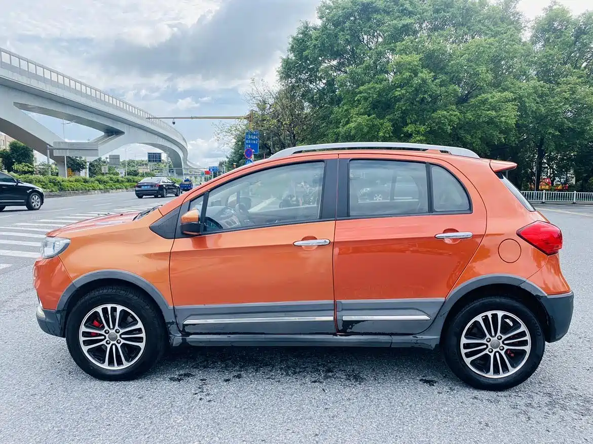 Haval H1 2015 2015 1.5L AMT Luxury