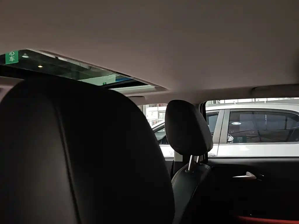 Zhonghua V3 2017 2017 1.5T Automatic Flagship