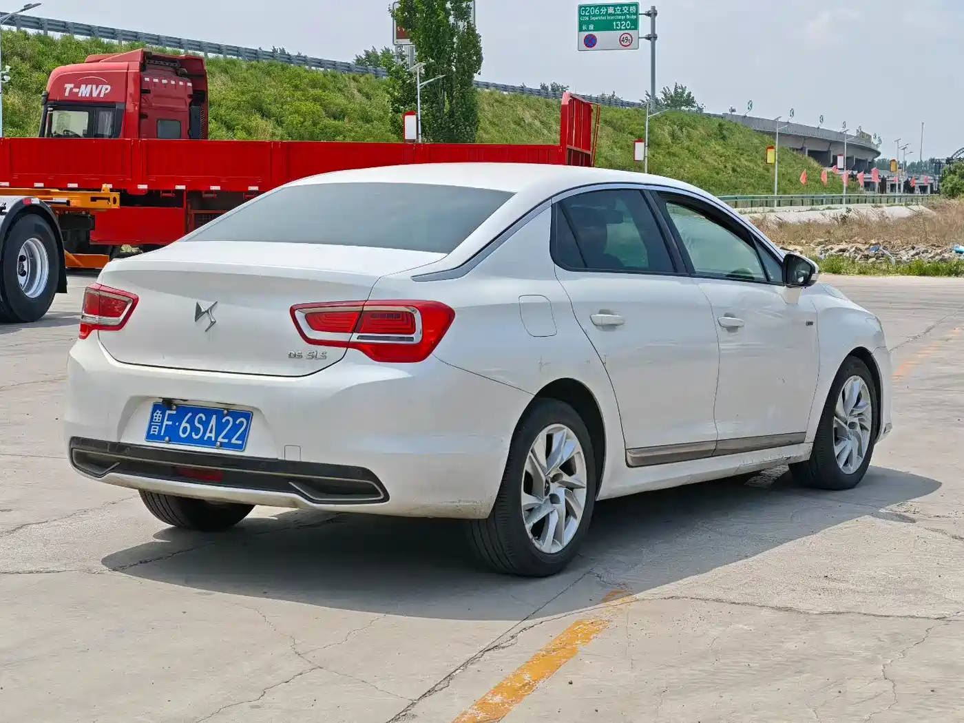 DS 5LS 2016 2016 1.6T Style Edition THP160