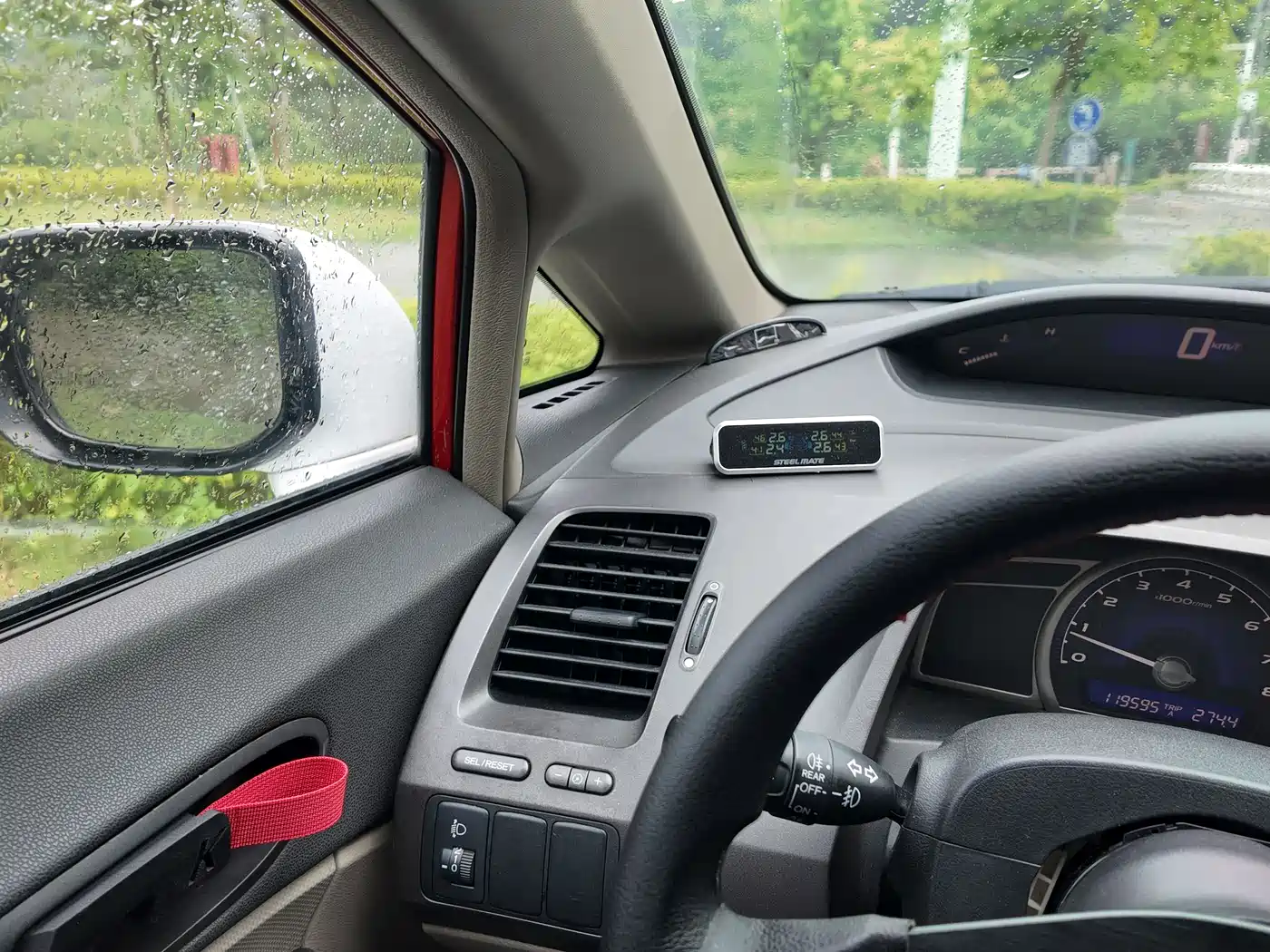 CIIMO CIIMO 2012 2012 1.8L Automatic