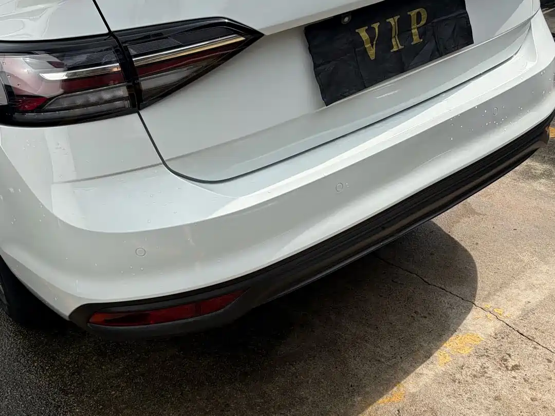 Фото 4 - Volkswagen Lavida