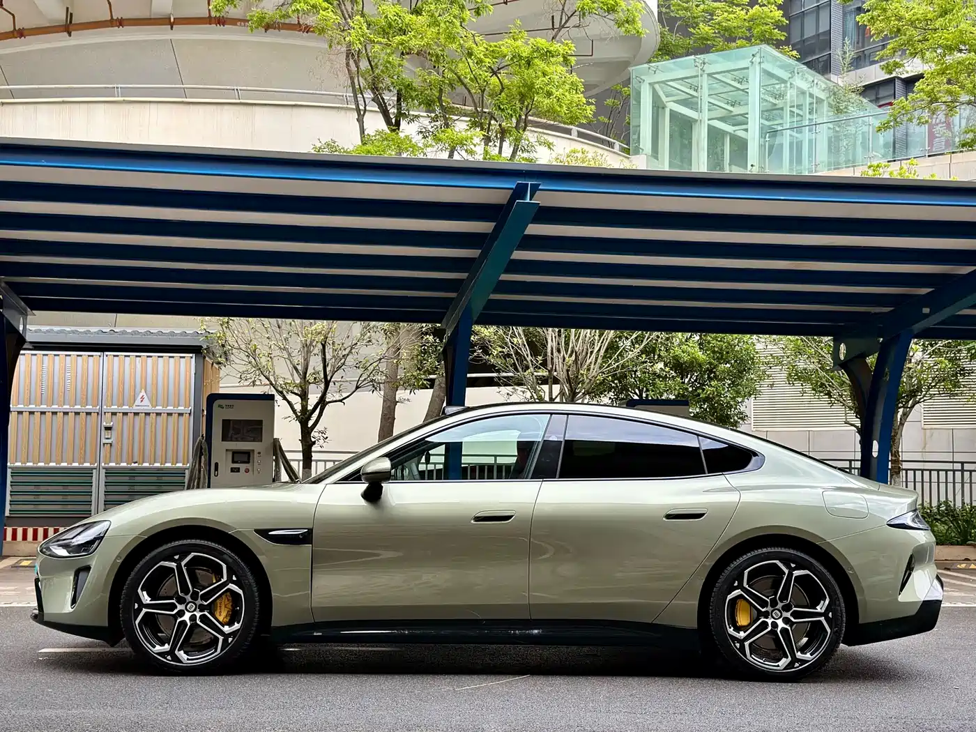 XIAOMI CAR XIAOMI SU7