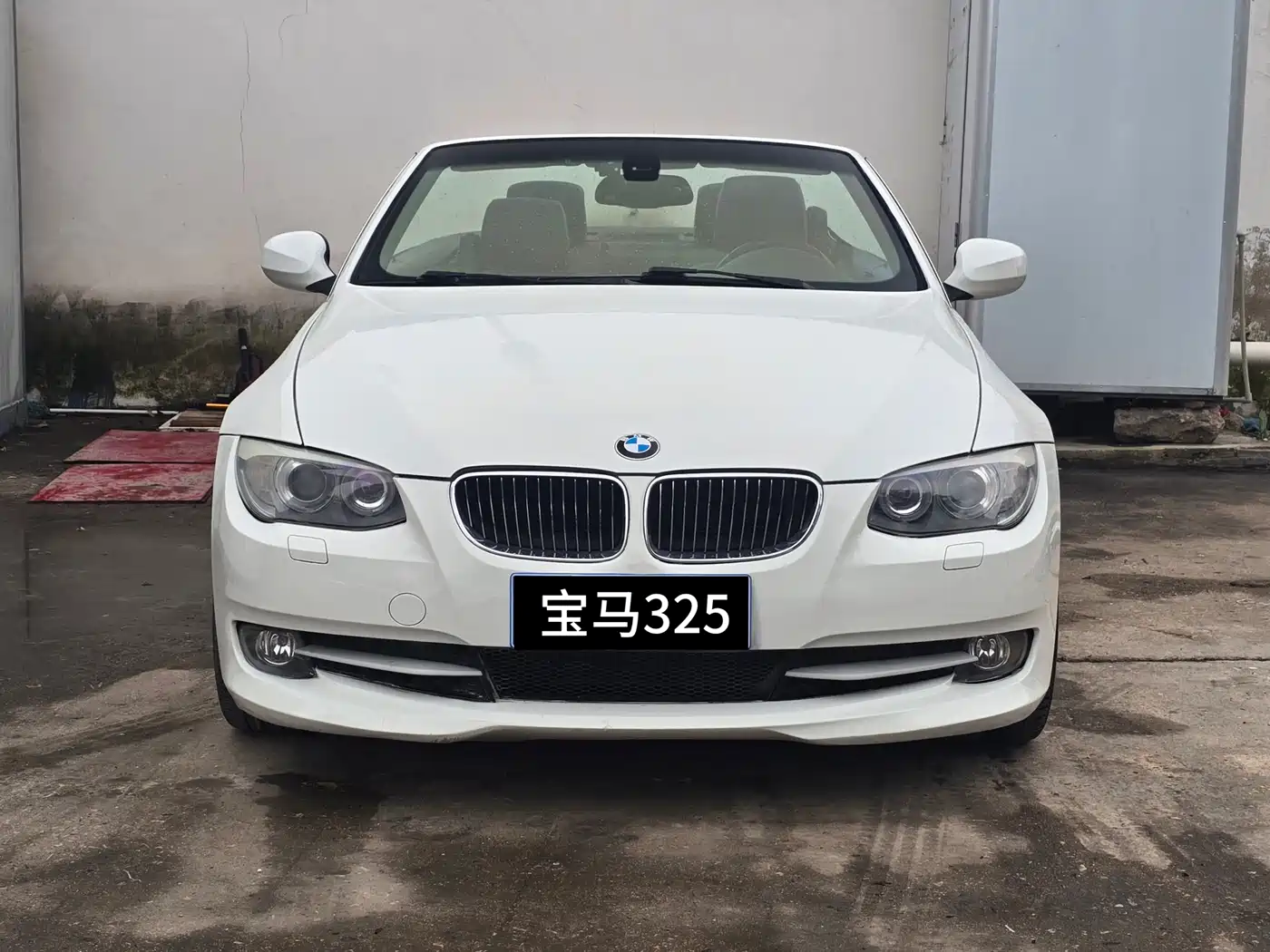 BMW 3 Series (Import) 2011 325i Convertible Coupe фото 2
