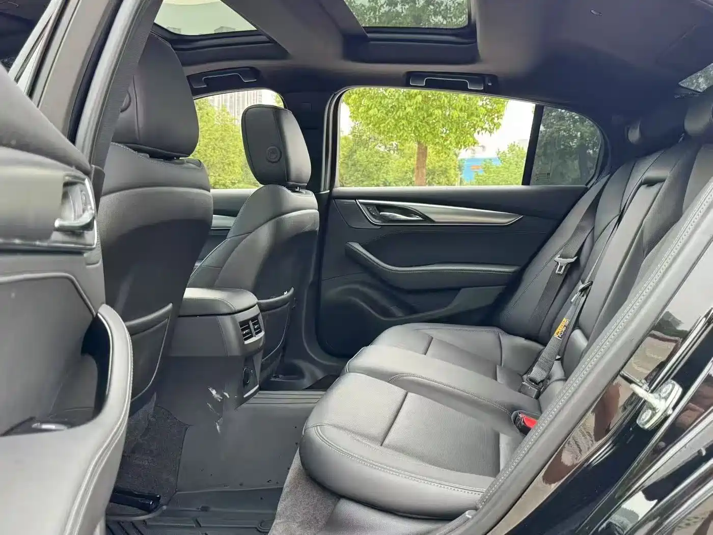 Cadillac CT5 2026 2025 Model 28T Track Performance Edition