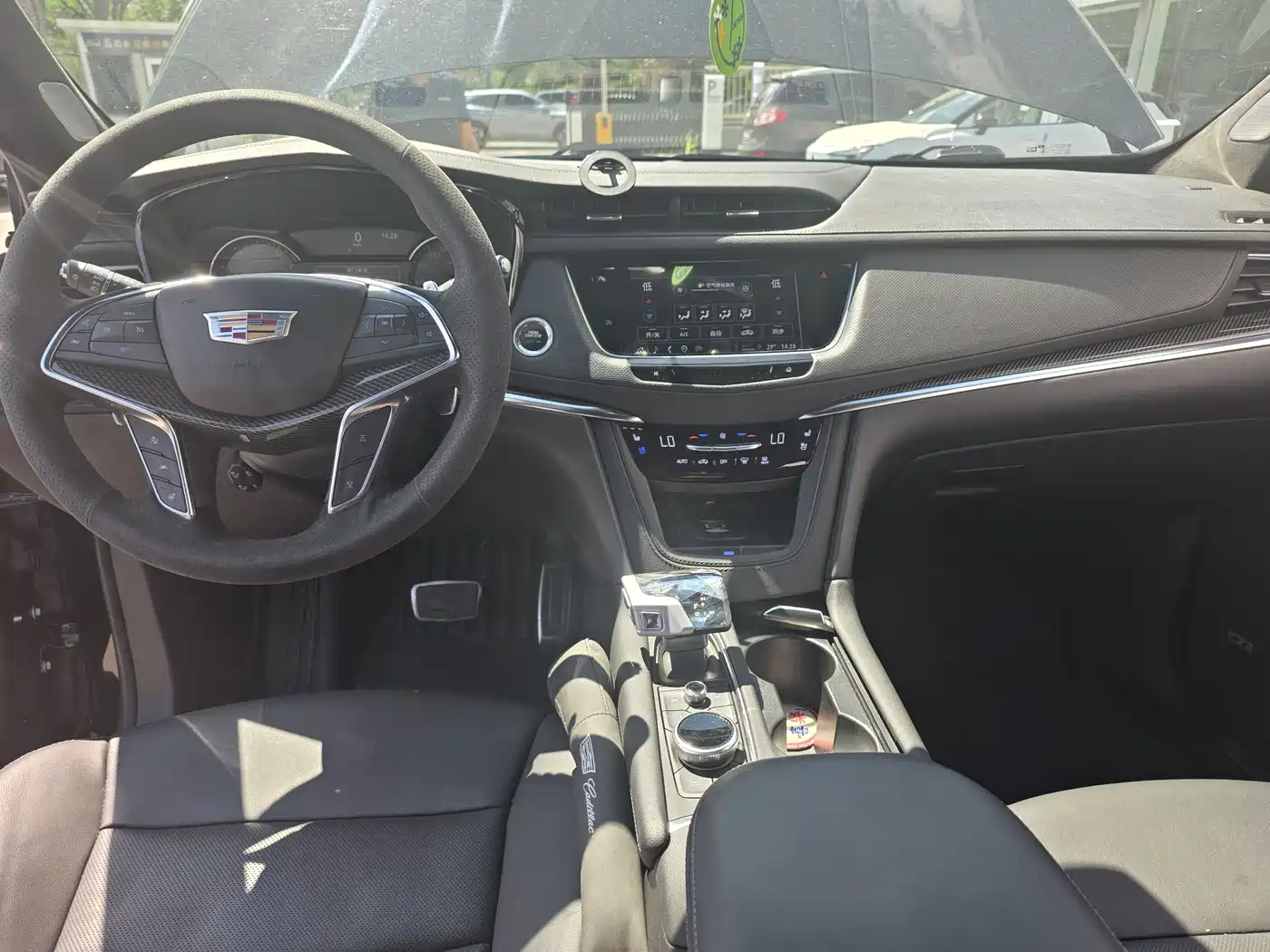 CADILLAC XT5