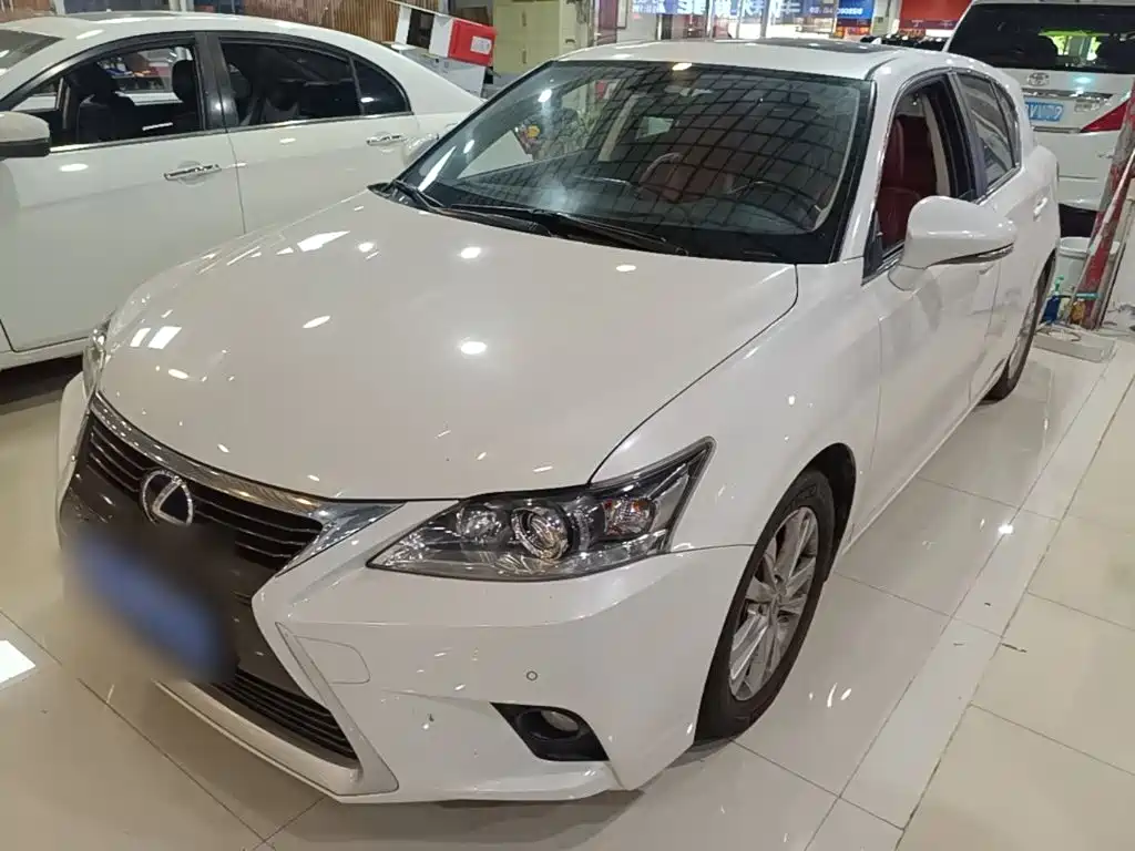 Lexus CT 2014 — пригон из Китая