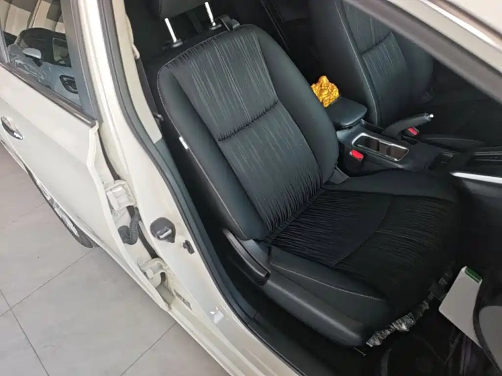 Nissan SYLPHY, миниатюра 25